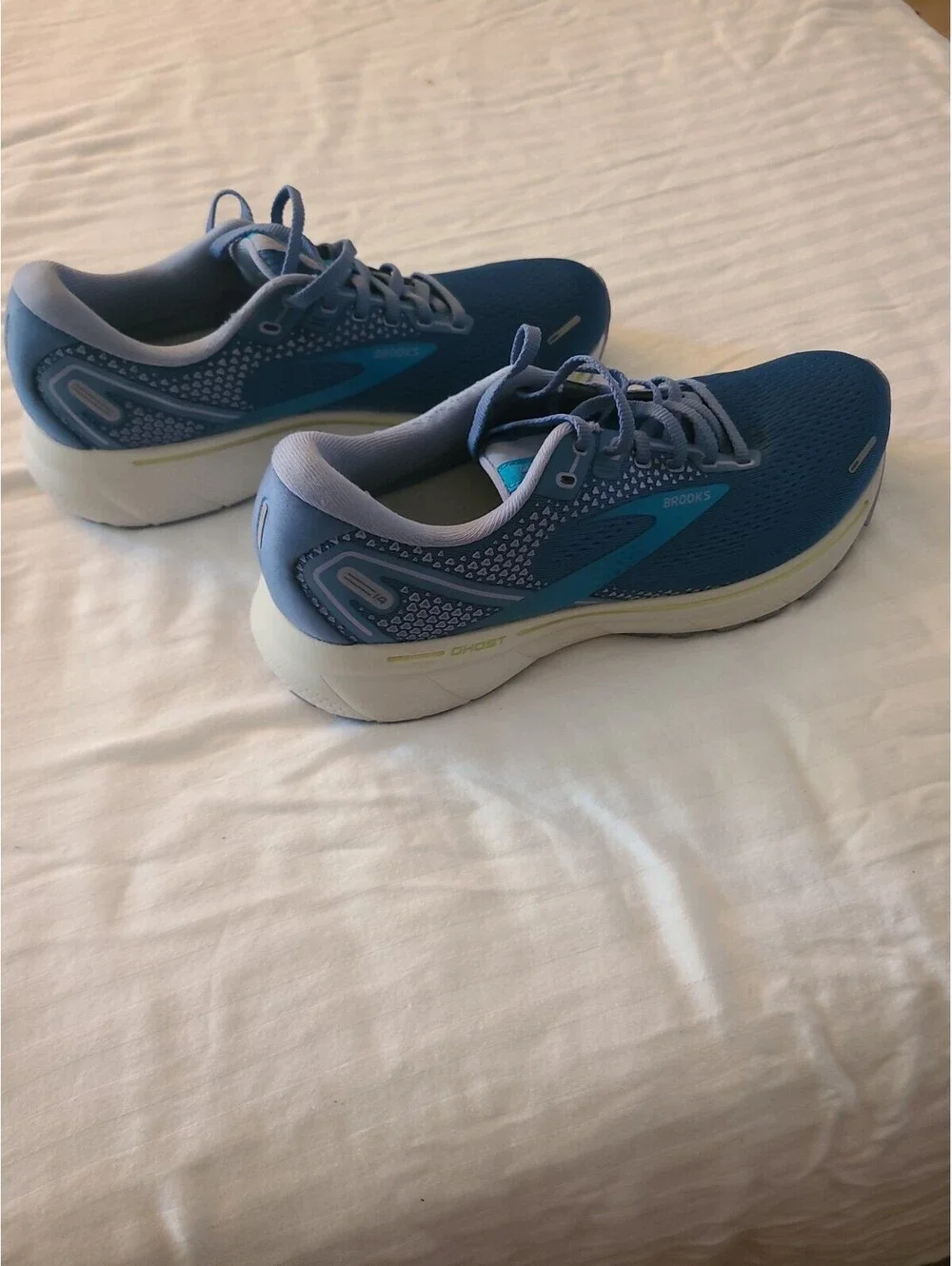 Women’s Brooks Running Shoes Sz 9.5 Ghost 14 Blue Ocean, Sneakers